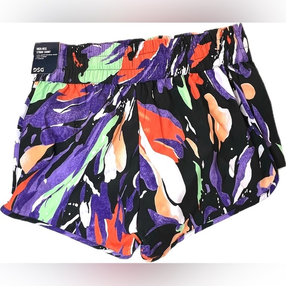 DSG High Rise Stride Multi Landscape Shorts, Multi-Color, Medium, NWT - Picture 1 of 7
